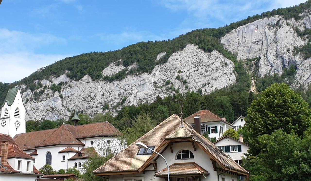 Hotel Gasthof Kreuz Welschenrohr Exterior foto