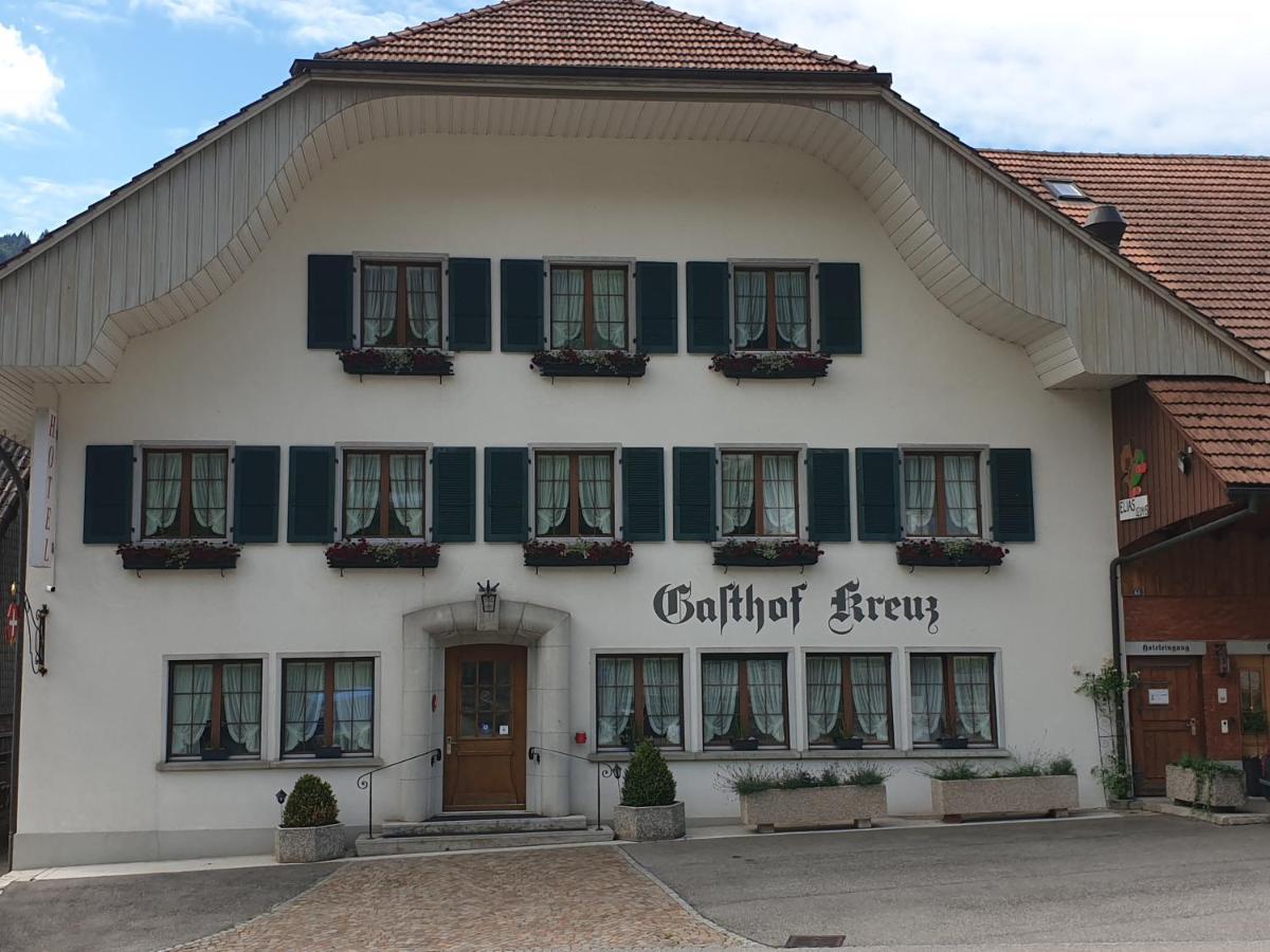 Hotel Gasthof Kreuz Welschenrohr Exterior foto